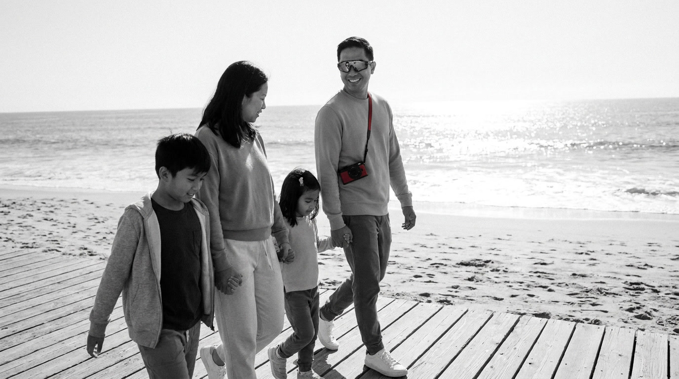 Polarized or photochromic: sunglasses lenses for beach and road trips