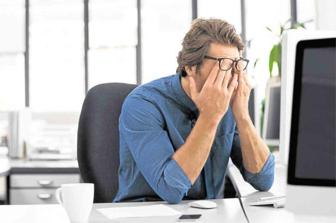 Prolonged computer time can lead to eye strain, headaches - Vision Express Philippines